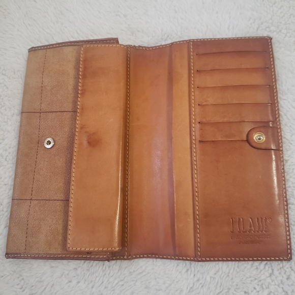 ❣️Alviero Martini Wallet❣️ - Picture 3 of 16